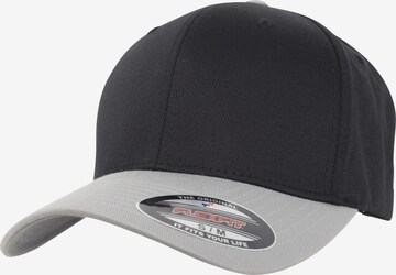 Flexfit Cap in Schwarz: predná strana