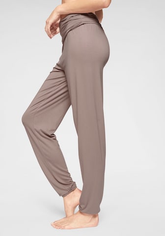 Pantaloncini da pigiama di BUFFALO in grigio