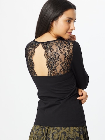ABOUT YOU - Camiseta 'Fray' en negro: frente