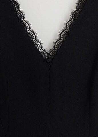 Robe 'Eva' MANGO en noir