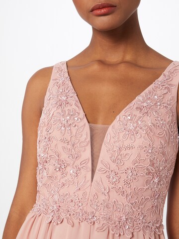 Robe de soirée Unique en rose