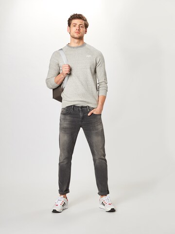 Pull-over Superdry en gris