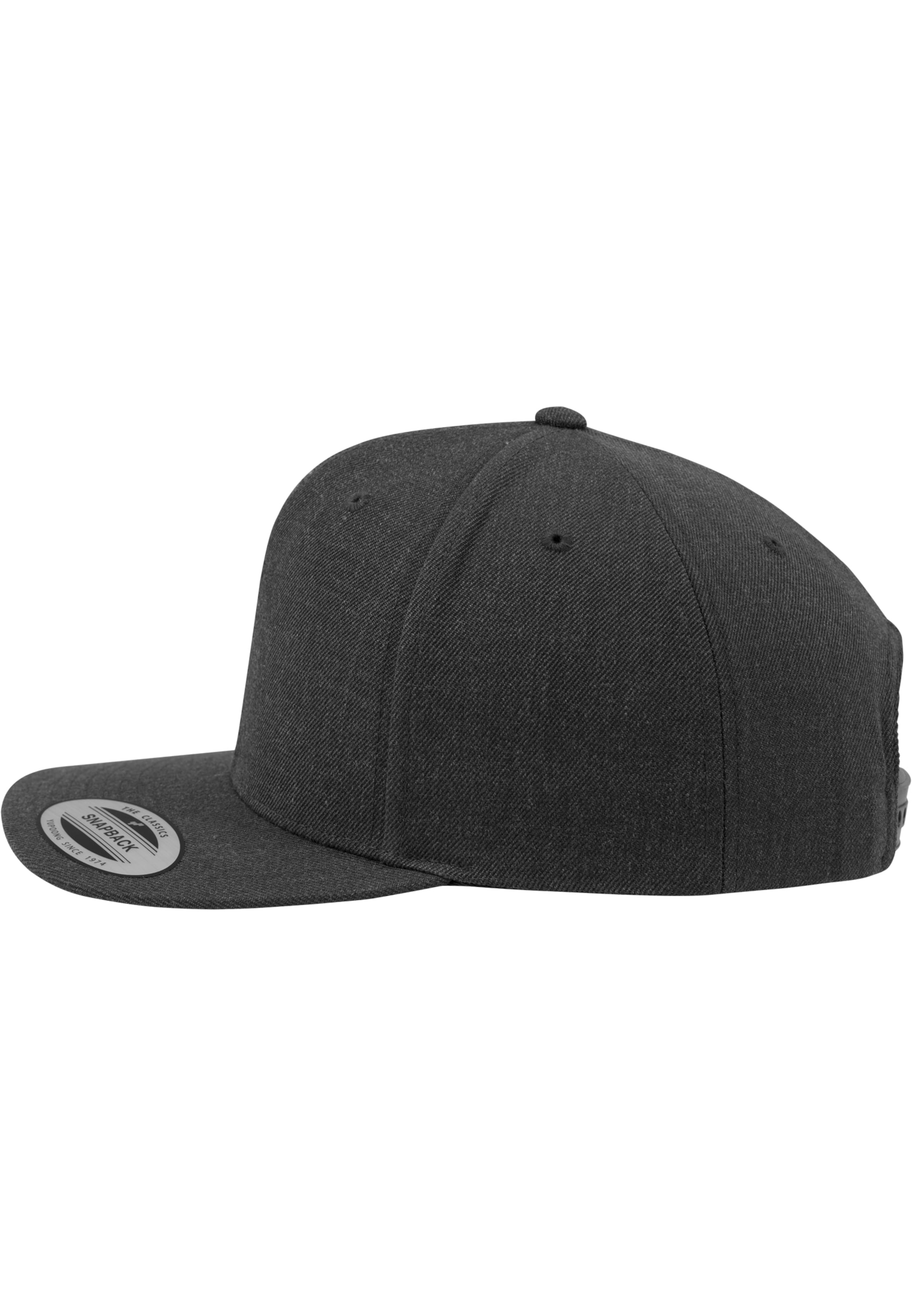 Flexfit Hat in Grey