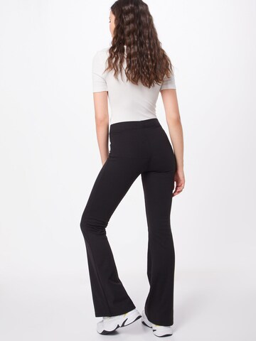 ONLY Rozšírený strih Nohavice 'ONLFEVER FLAIRED PANTS JRS' - Čierna: zadná strana