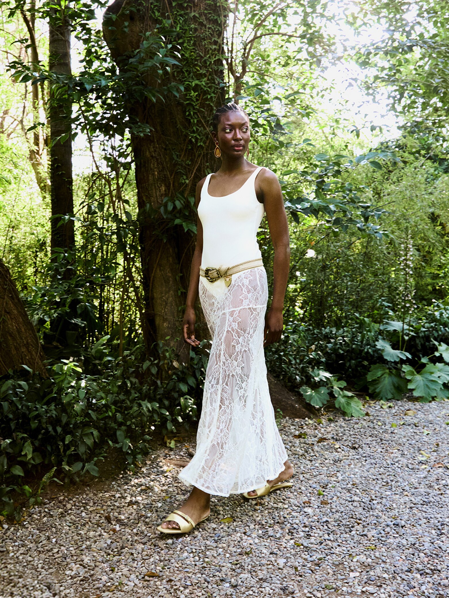 Flowing fabrics and dreamy details Summer Romance