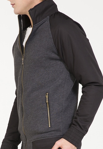 PLUS EIGHTEEN Zip-Up Hoodie in Grey