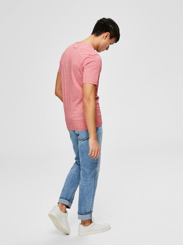SELECTED HOMME Regular Fit T-Shirt in Rot