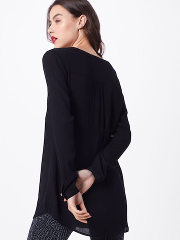 KAFFE CURVE Tunic 'Amber' in Black: back