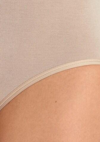 PETITE FLEUR Shapingslip in Beige