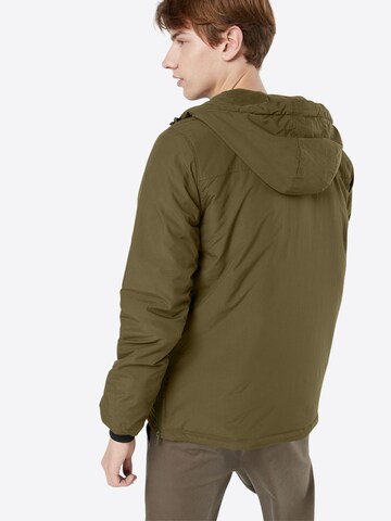 Veste mi-saison Urban Classics en vert