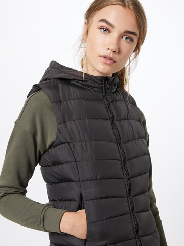 Gilet 'Laureen' ABOUT YOU en noir