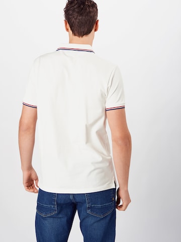 Coupe regular T-Shirt GANT en blanc