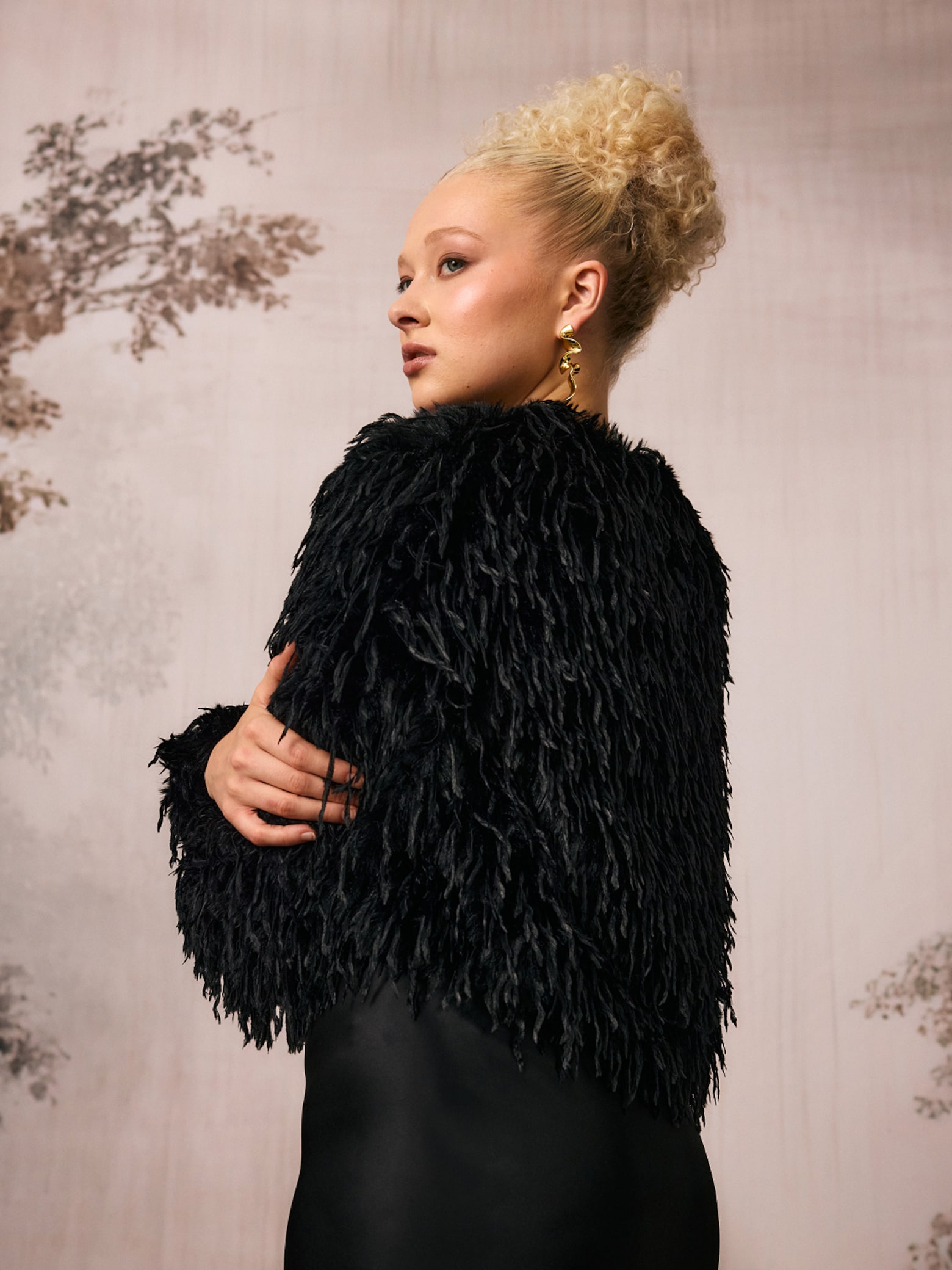 Rita - Fancy Black Look