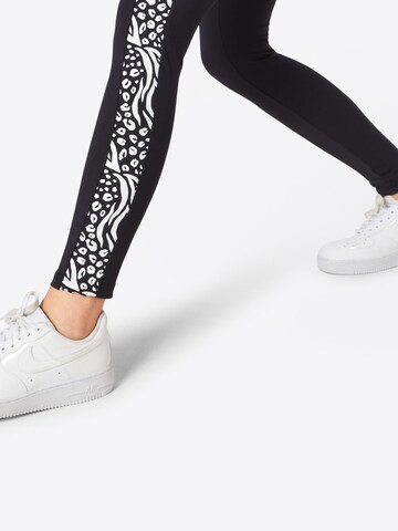 Urban Classics Skinny Leggings in Zwart