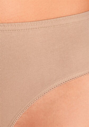 Panty di PETITE FLEUR in beige