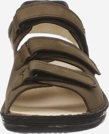 Finn Comfort Sandals 'Tunis' in Brown