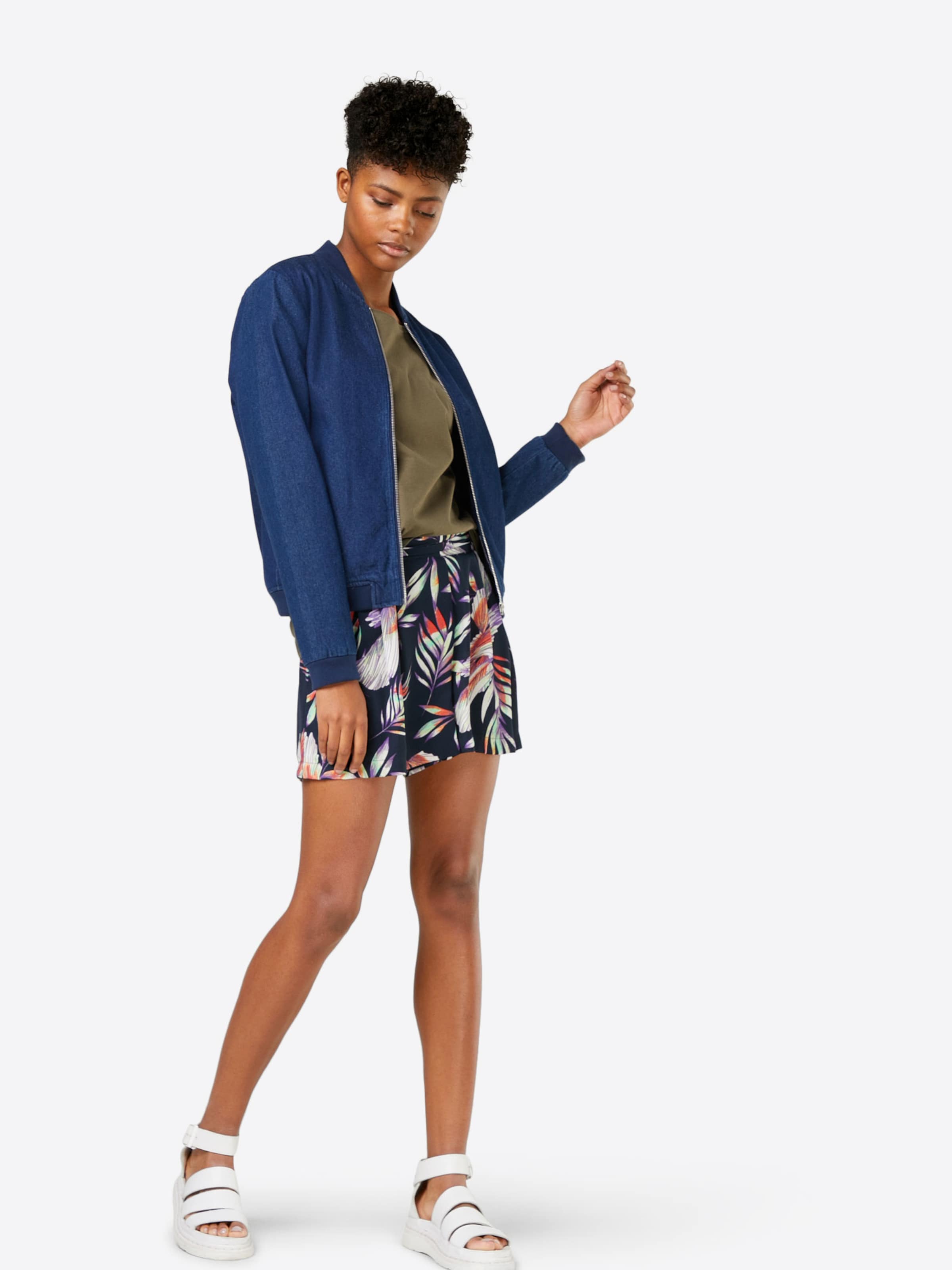 Urban Classics Shirt in Green