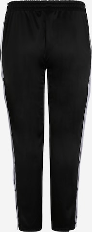 Urban Classics Regular Pants in Black