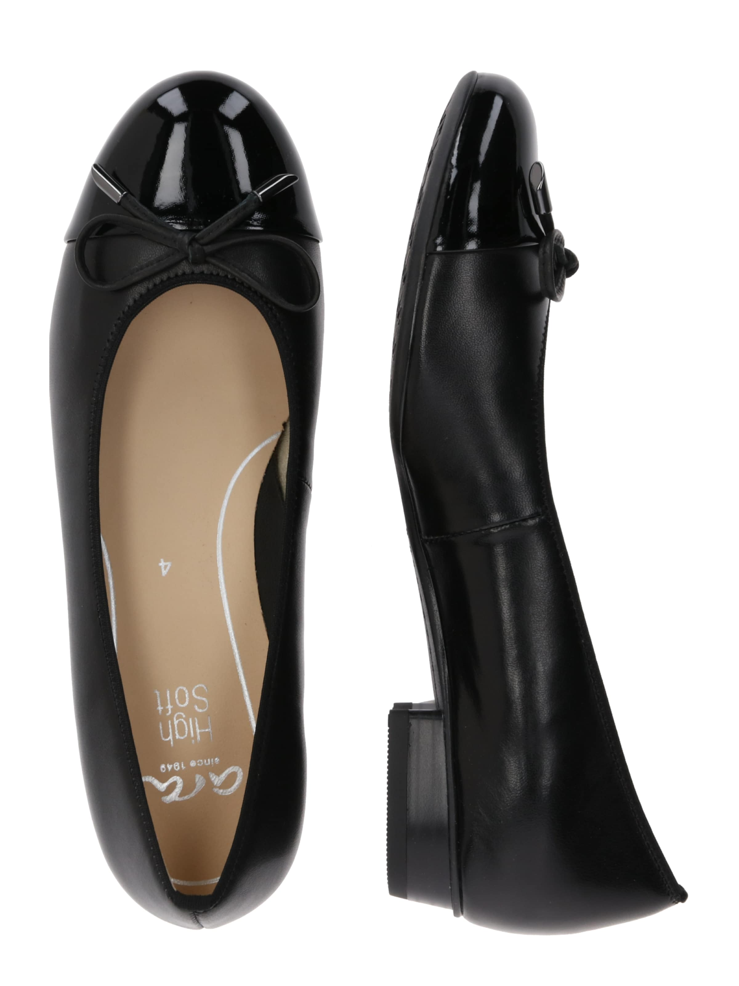 ARA Ballet Flats in Black