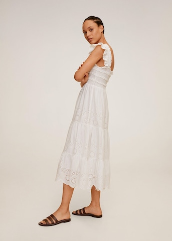 Robe 'Viqui' MANGO en blanc