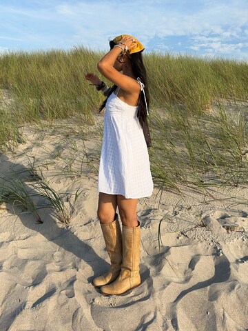 White Festival Dress Look by Hollister