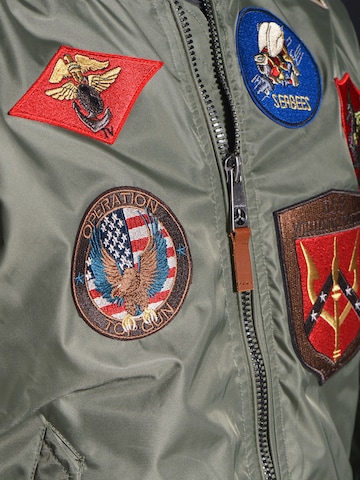 TOP GUN Bomberjacke ' Beast ' in Grün