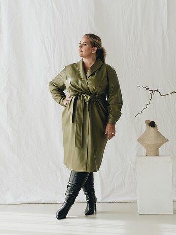 Chic Wrapped Olive Leather Look