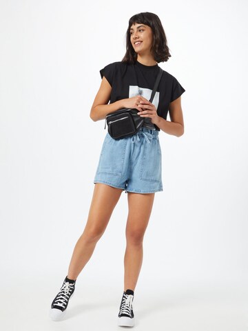 BDG Urban Outfitters - Loosefit Calças de ganga em azul