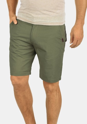 !Solid Regular Chino Pants 'Thement' in Green: front