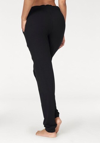 LASCANA Tapered Pants in Black