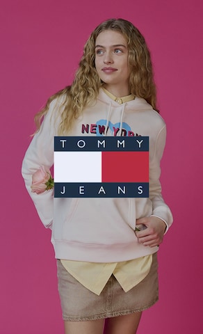 Category Teaser_BAS_2025_CW6_Tommy Jeans_VDay_Brand Material_Top Strategic_F_sweater - knit 3rd level