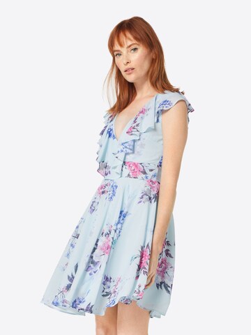 Robe de cocktail TFNC en bleu : devant