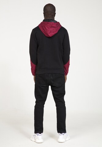 PLUS EIGHTEEN Sweater in Black