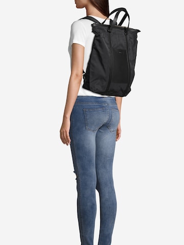 SANDQVIST Backpack 'MARTA' in Black: front