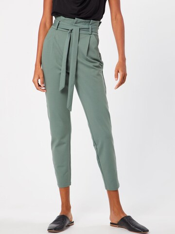 VERO MODA Slim fit Pleat-Front Pants 'VMEVA' in Green | ABOUT YOU