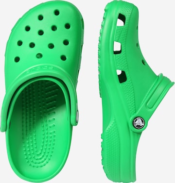 Saboţi 'Classic' de la Crocs pe verde: lateral