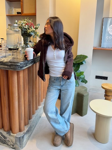 Brown Jacket Look by Hollister