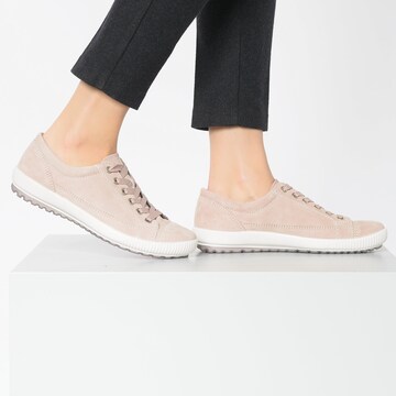 Chaussure de sport à lacets Legero en rose : devant