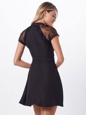 Boohoo - Vestido de festa 'Lace Detail Mini Dress' em preto
