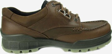 ECCO Lace-Up Shoes in Brown