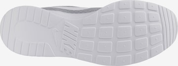 Nike Sportswear Sneaker 'Tanjun' in Grau