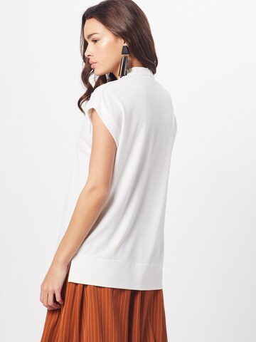 InWear - Camiseta 'Yamini' en blanco: atrás