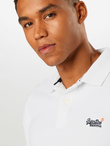 Superdry - Camiseta en blanco