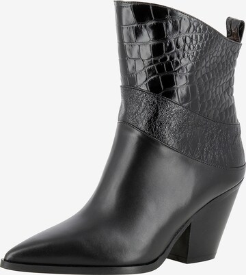 EVITA Ankle Boots in Black: front