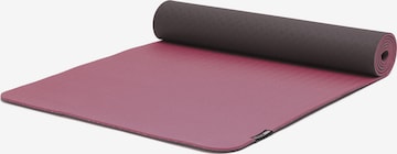 YOGISTAR.COM Mat in Red: front