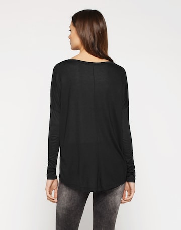 Tricou 'Petrol' de la mbym pe negru