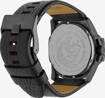 juoda DIESEL Analoginis (įprasto dizaino) laikrodis 'Master Chief'