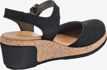 EL NATURALISTA Strap Sandals in Black