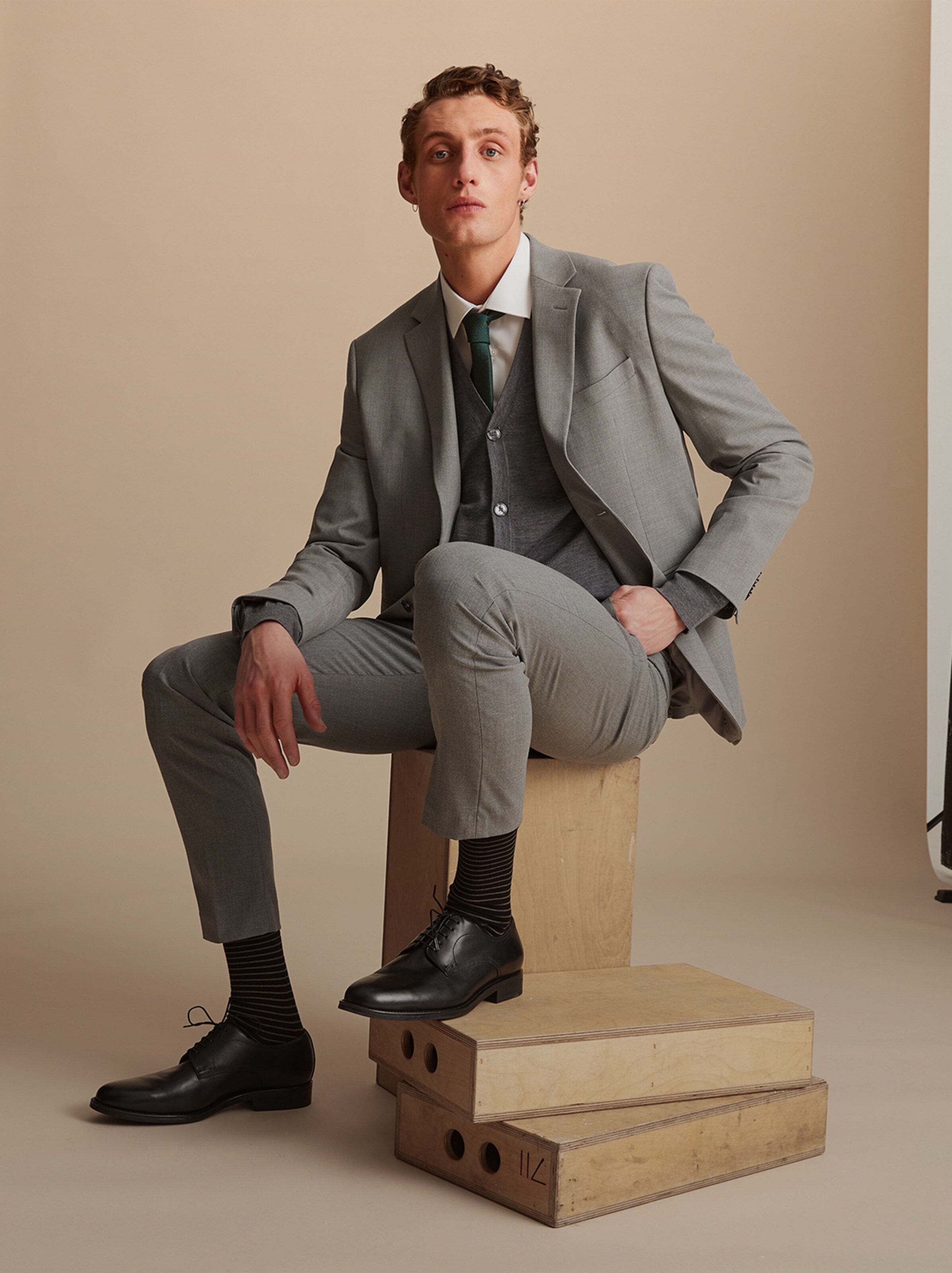 Abiti e completi da uomo | online su ABOUT YOU