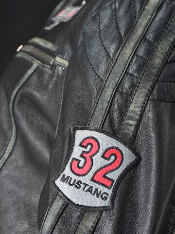 MUSTANG Between-Season Jacket 'Uwe' in Black